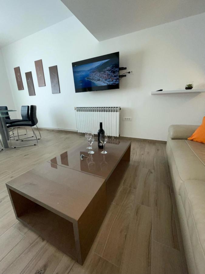 Apartman Varea Ližnjan エクステリア 写真
