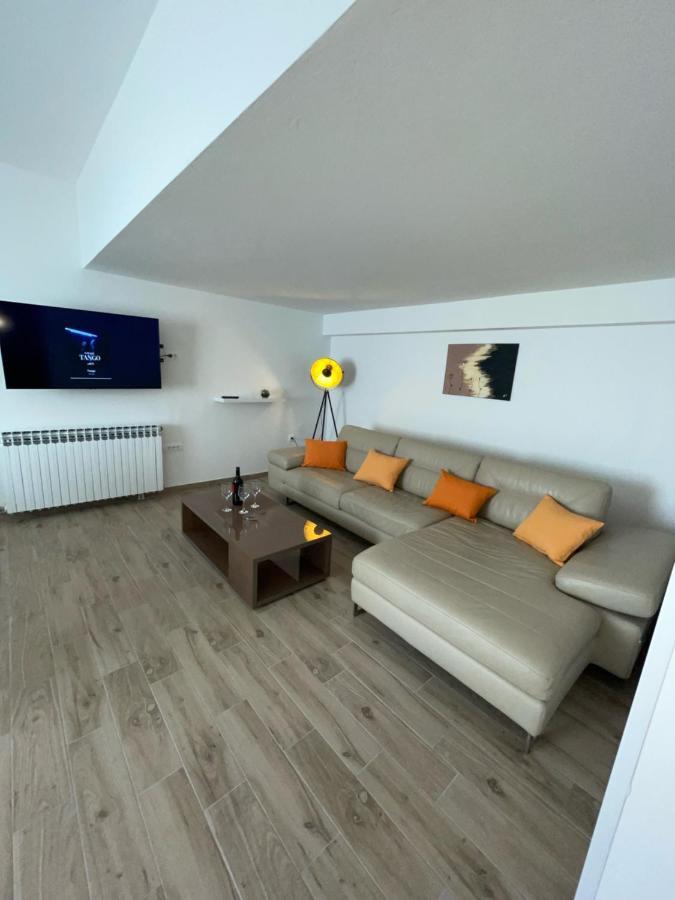 Apartman Varea Ližnjan エクステリア 写真