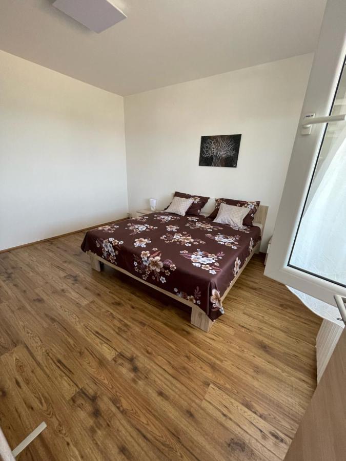 Apartman Varea Ližnjan エクステリア 写真