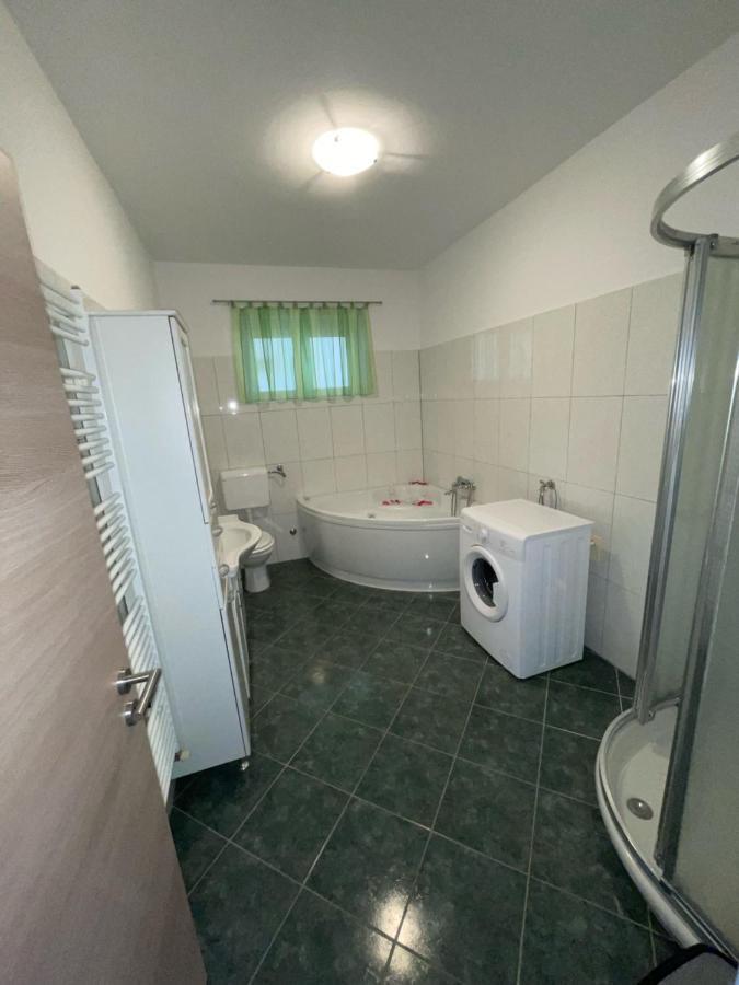 Apartman Varea Ližnjan エクステリア 写真